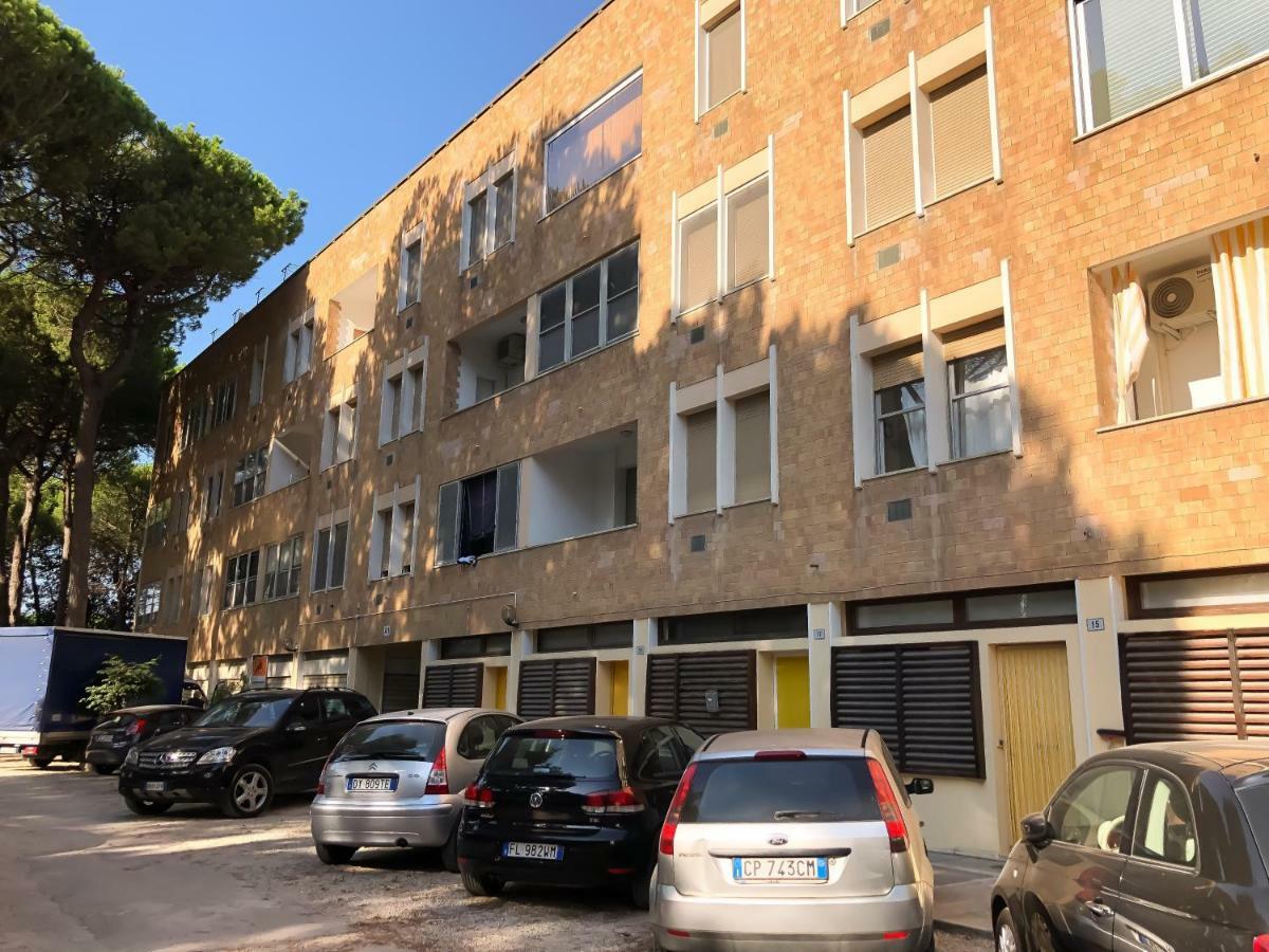 Appartamento Vacanze Shangri-La Comacchio Exteriör bild
